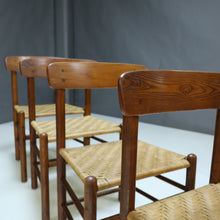Load image into Gallery viewer, Set of 6 Aged Oak Early Model in the Manner of Borge Mogensen J39