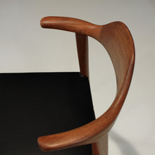 Load image into Gallery viewer, Set of Six (6) Harry Østergaard Teak Bull Horn Dining Chairs in Italian Leather