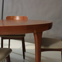 Load image into Gallery viewer, Jörgen Linde and Niels Koefoed Dining Set of 8 Teak Peter Chairs 1 Table