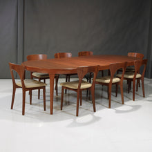Load image into Gallery viewer, Jörgen Linde and Niels Koefoed Dining Set of 8 Teak Peter Chairs 1 Table