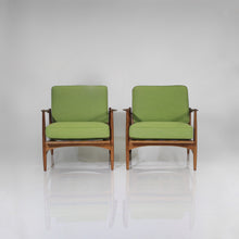 Load image into Gallery viewer, Pair of Mid-Century Modern danish Lounge Chairs by Kofod Larsen for Selig