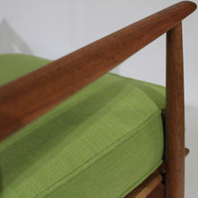 Load image into Gallery viewer, Pair of Mid-Century Modern danish Lounge Chairs by Kofod Larsen for Selig