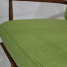 Load image into Gallery viewer, Pair of Mid-Century Modern danish Lounge Chairs by Kofod Larsen for Selig