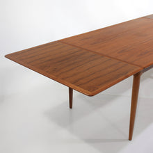 Load image into Gallery viewer, Danish Modern Dining Set Kai Kristiansen Model 42 and Moreddi Teak Table