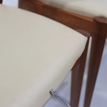 Load image into Gallery viewer, Danish Modern Dining Set Kai Kristiansen Model 42 and Moreddi Teak Table