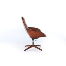 Load image into Gallery viewer, Plycraft George Mulhauser ‘Mrs. Chair’ in Leather - Mid Century Modern Lounge Chair