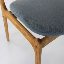 Load image into Gallery viewer, Erik Buch Model 49 Dining Chairs in Oak - Set of 4