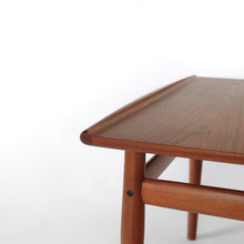 Load image into Gallery viewer, Grete Jalk Teak Side Table Glostrup Møbelfabrik