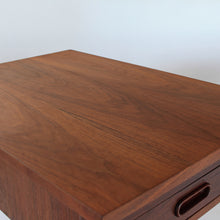 Load image into Gallery viewer, Jack Cartwright for Founders Walnut End Tables - a Pair