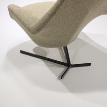 Load image into Gallery viewer, Rare Peter Hoyte âPH6â Cantilever Lounge Chairs in Knoll BouclĂ© - A Pair
