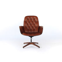 Load image into Gallery viewer, Plycraft George Mulhauser ‘Mrs. Chair’ in Leather - Mid Century Modern Lounge Chair