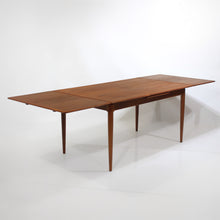 Load image into Gallery viewer, Danish Teak Expanding Table 2 Leaves