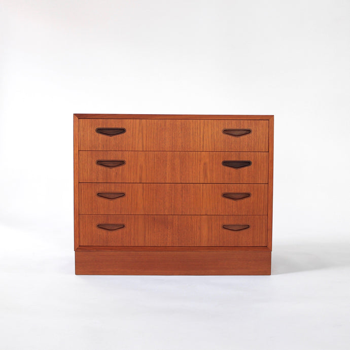Mid Century Danish Modern Omann Jun Møbelfabrik Dresser Chest in Teak Vintage