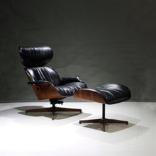 Load image into Gallery viewer, George Mulhauser MC-75 Lounge Chair and Ottoman by Plycraft
