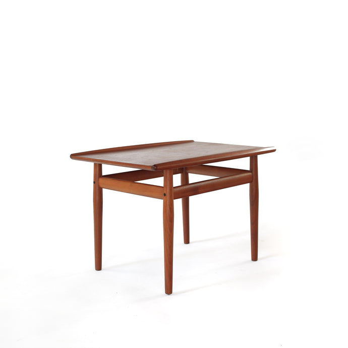 Grete Jalk Teak Side Table Glostrup Møbelfabrik